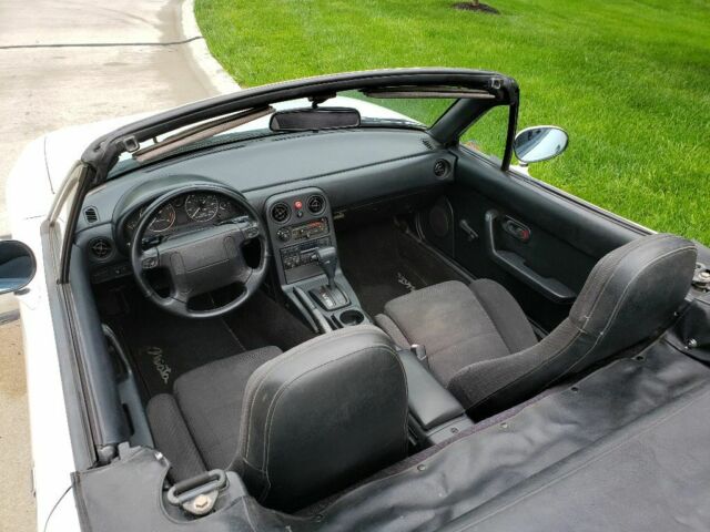 1990 Mazda MX-5 Miata Package A - photo 13
