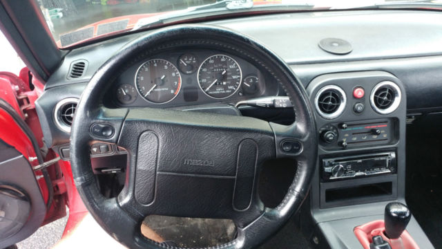 1990 Mazda MX-5 Miata Convertible with Removable Hard Top - photo 6