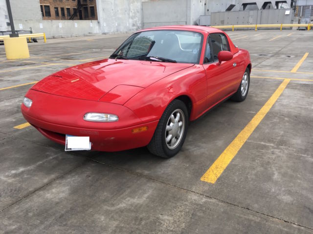 1990 Mazda MX-5 Miata 2 seat convertible/coupe - photo 2