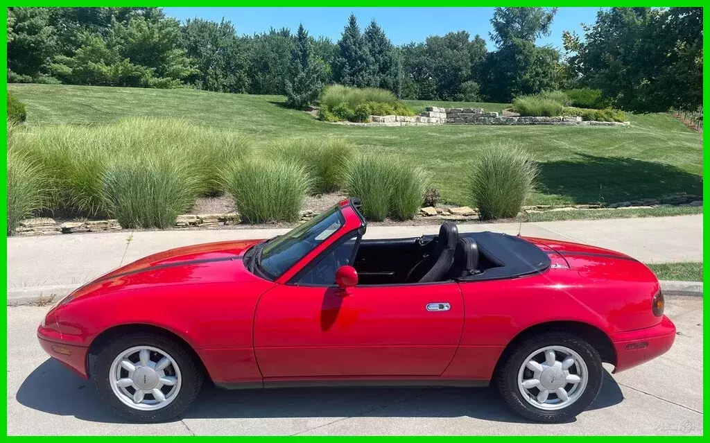 1990 Mazda MX-5 1.6L I4 16V Soft Top Miata Floor Mats Garage Kept 1990 Mazda MX-5 Miata 2dr Convertible