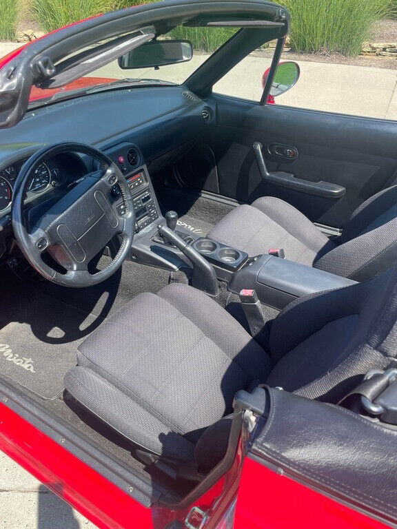 1990 Mazda MX-5 Miata 2dr Convertible - photo 7