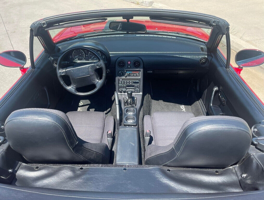 1990 Mazda MX-5 Miata 2dr Convertible - photo 9