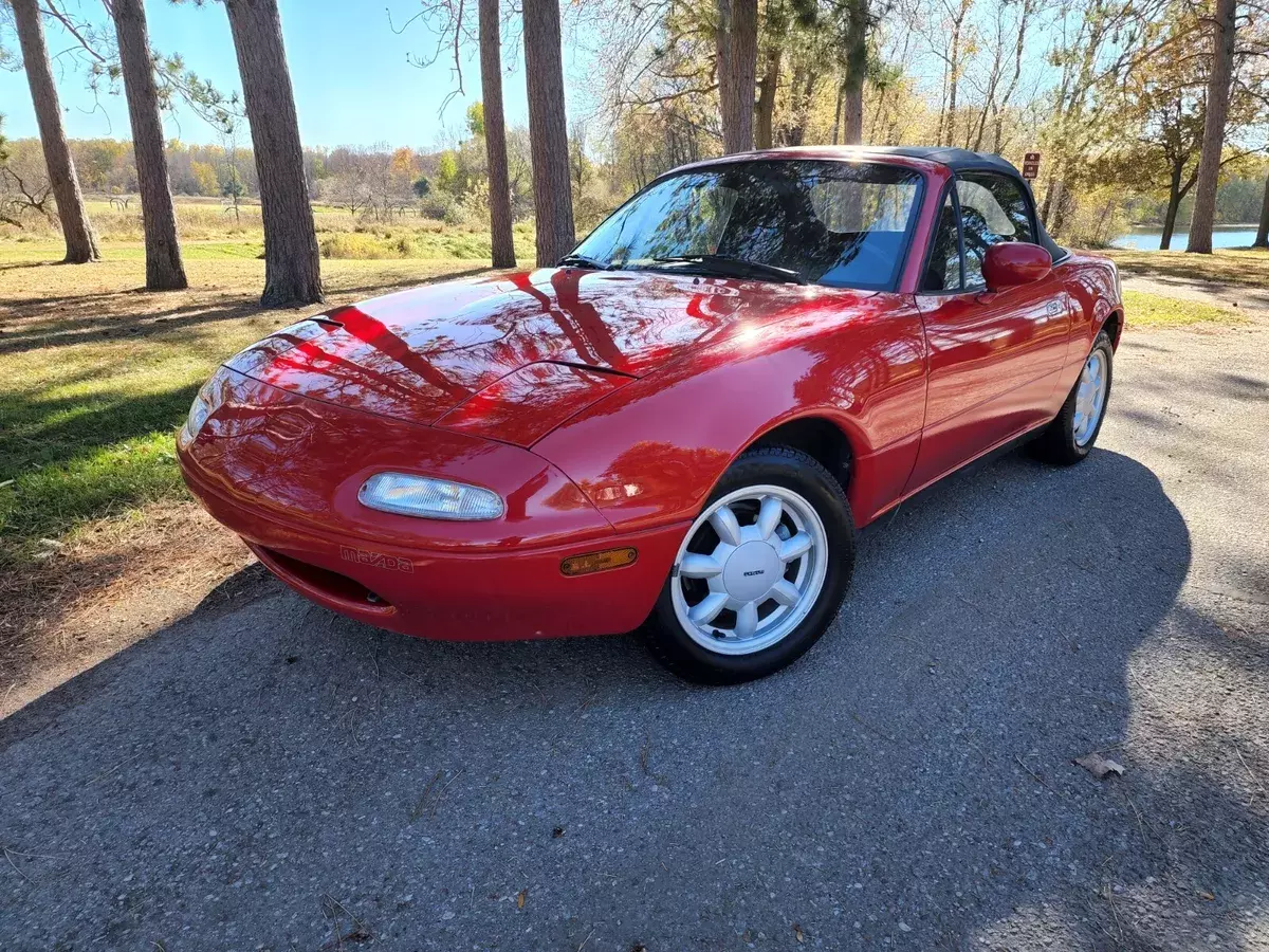 1990 Mazda MX-5 Miata 1.6L 56k Miles - WILL COVER HALF SHIPPING COSTS 1990 Mazda MX-5 Miata Convertible
