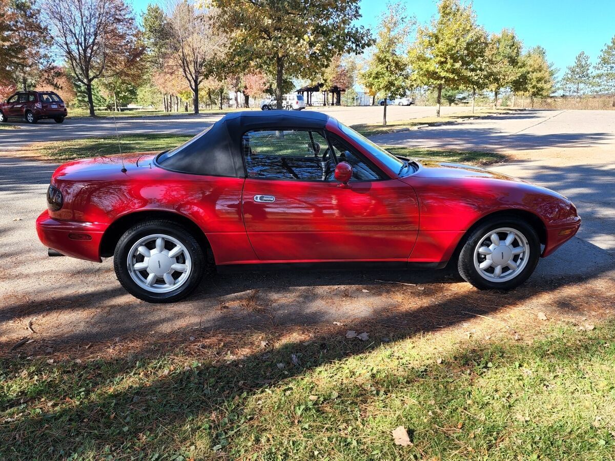 1990 Mazda MX-5 Miata Convertible - photo 9