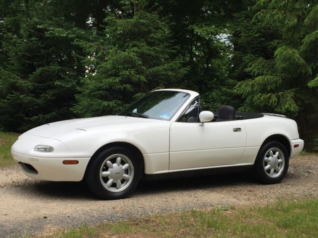 1990 Mazda MX-5 Miata 18K Miles A Package White/Black - photo 2
