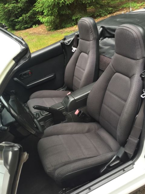 1990 Mazda MX-5 Miata 18K Miles A Package White/Black - photo 3