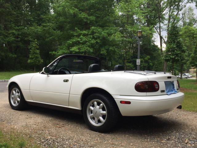1990 Mazda MX-5 Miata 18K Miles A Package White/Black - photo 7