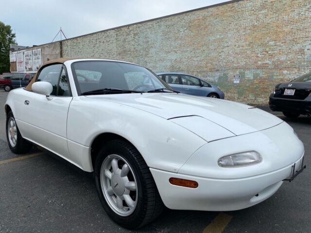 1990 Mazda MX-5 Miata Base 2dr Convertible - photo 5