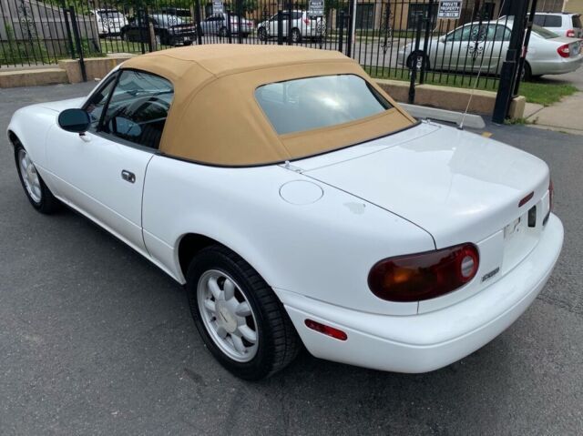 1990 Mazda MX-5 Miata Base 2dr Convertible - photo 8