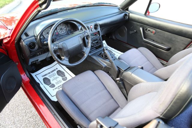 1990 Mazda MX-5 Miata CONVERTIBLE - photo 11