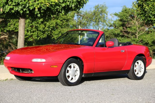 1990 Mazda MX-5 Miata CONVERTIBLE - photo 2