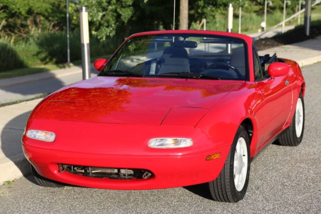 1990 Mazda MX-5 Miata CONVERTIBLE - photo 8