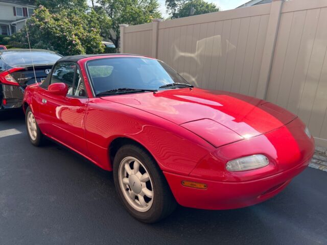 1990 Mazda MX-5 Miata Convertible Red RWD Manual 1990 Mazda MX-5 Miata