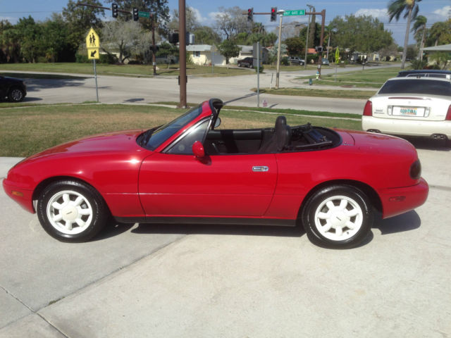 1990 Mazda MX-5 Miata Roadster - photo 5