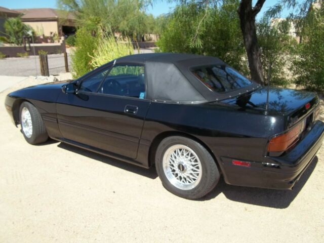 1990 Mazda RX-7 2-Door Convertible - photo 5