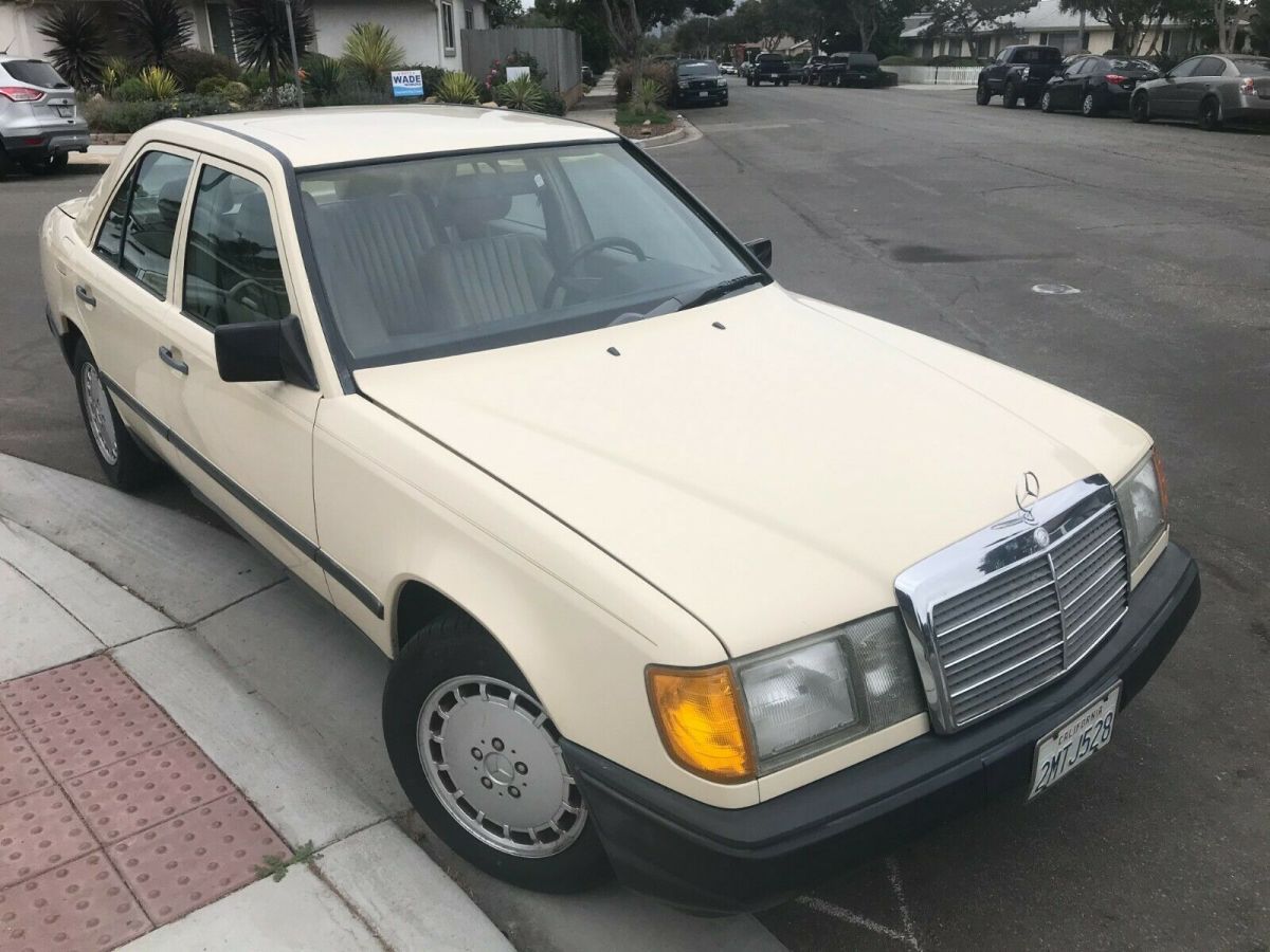 1990 Mercedes-Benz 300-Series - photo 3