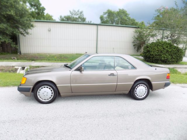 1990 Mercedes-Benz 300-Series 300 Ce - photo 8