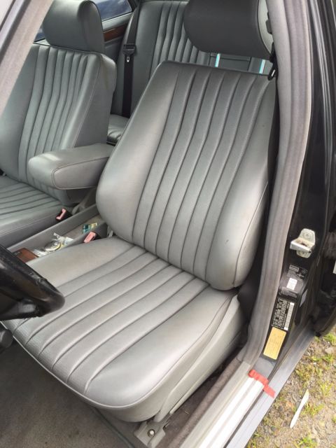 1990 Mercedes-Benz 300-Series - photo 11