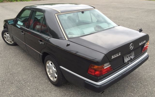 1990 Mercedes-Benz 300-Series - photo 7