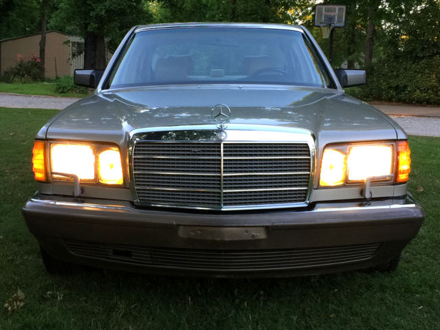 1990 Mercedes-Benz S-Class 300SE - photo 13