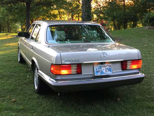 1990 Mercedes-Benz S-Class 300SE - photo 6