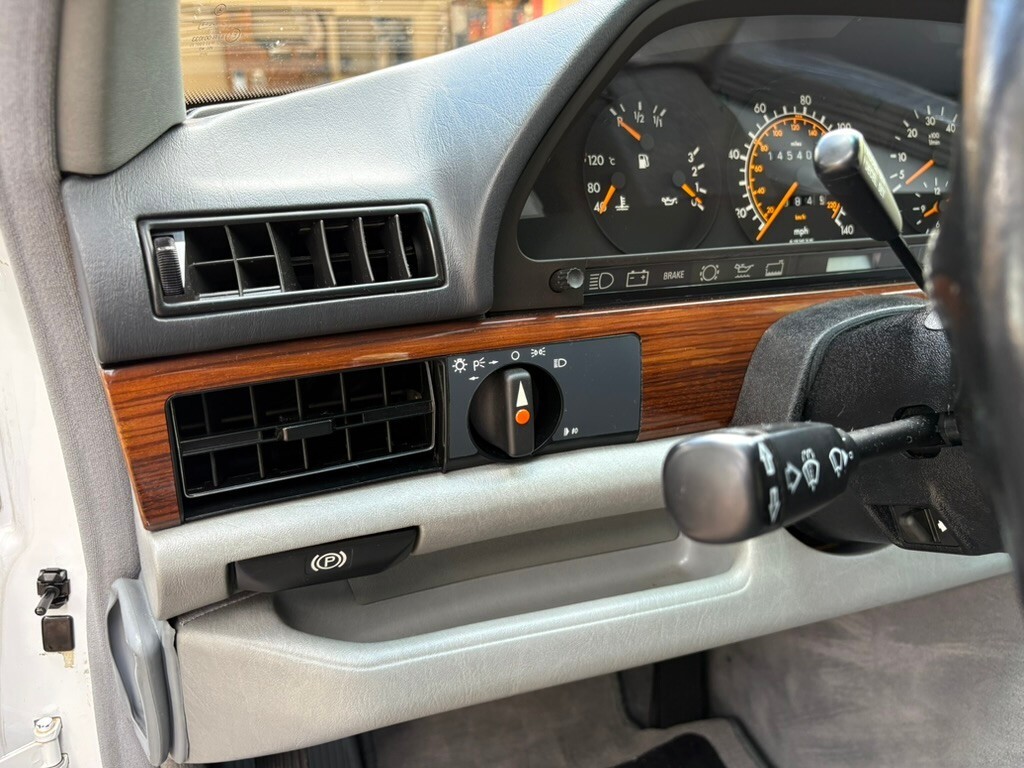 1990 Mercedes-Benz 350 sdl - photo 11