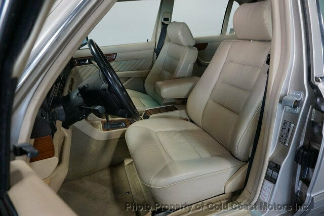 1990 Mercedes-Benz 400-Series 420 Series 4dr Sedan 420SEL - photo 9