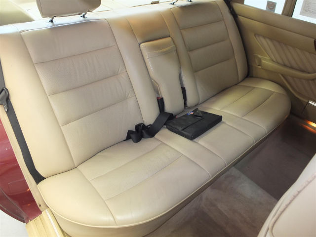 1990 Mercedes-Benz 420 Base Sedan 4-Door - photo 11