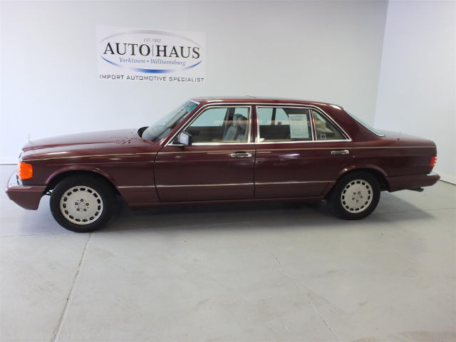 1990 Mercedes-Benz 420 Base Sedan 4-Door - photo 4