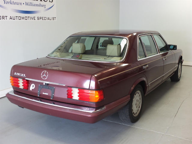 1990 Mercedes-Benz 420 Base Sedan 4-Door - photo 6