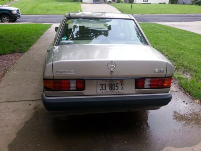 1993 Mercedes-Benz 190-Series 190E 2.6 - photo 5