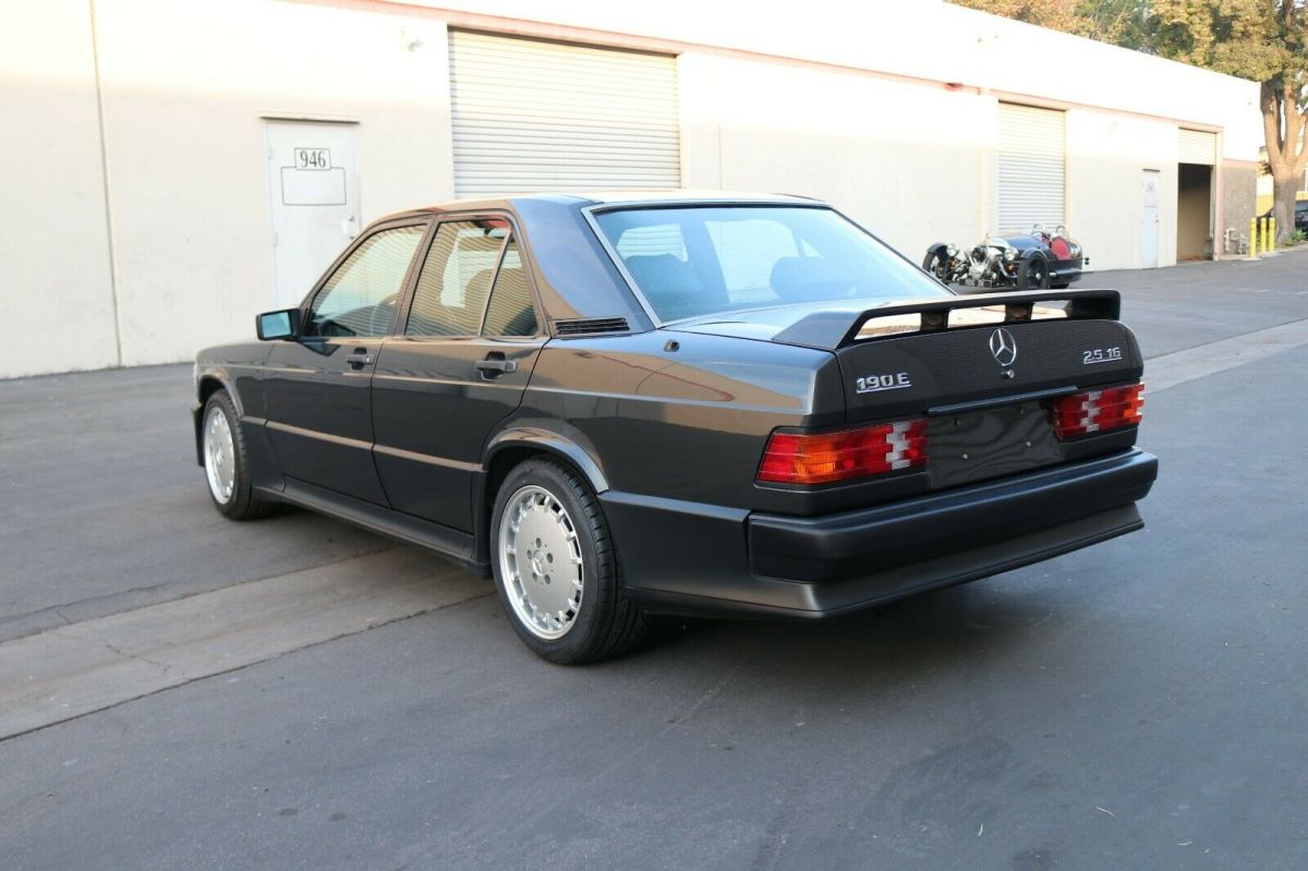 1990 Mercedes-Benz 190-Series - photo 6