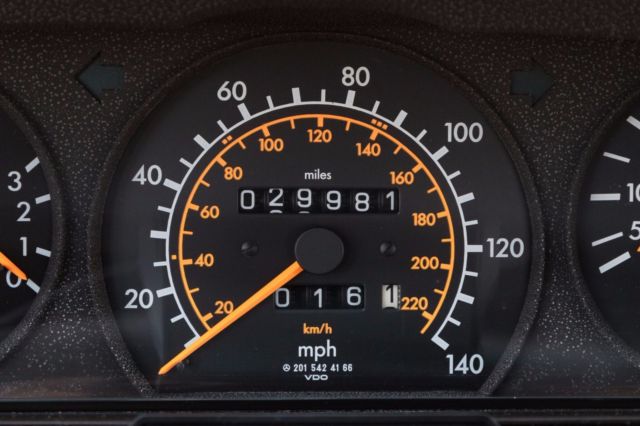 1990 Mercedes-Benz 190-Series 2.6 Sedan 4-Door - photo 12
