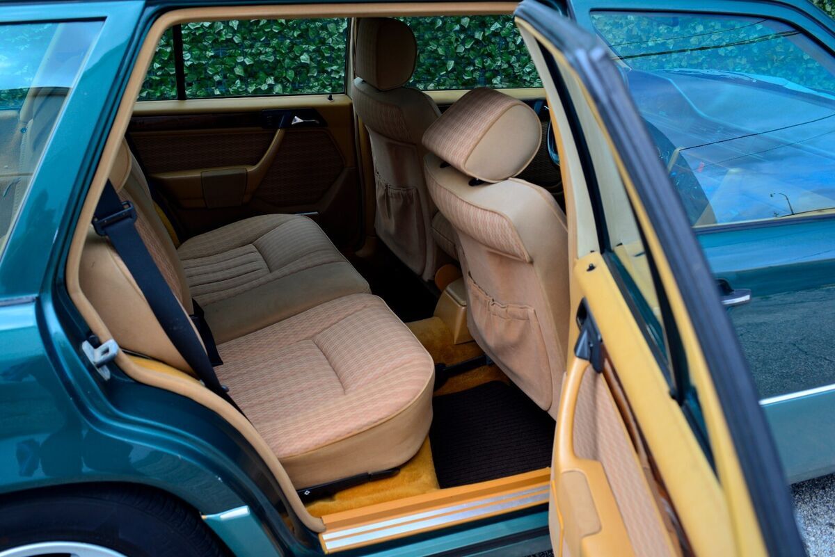 1990 Mercedes-Benz 230 TE - photo 13