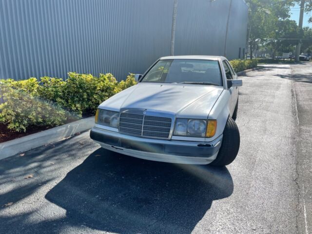 1990 Mercedes-Benz 300-Series 300 CE 2dr Coupe - photo 4