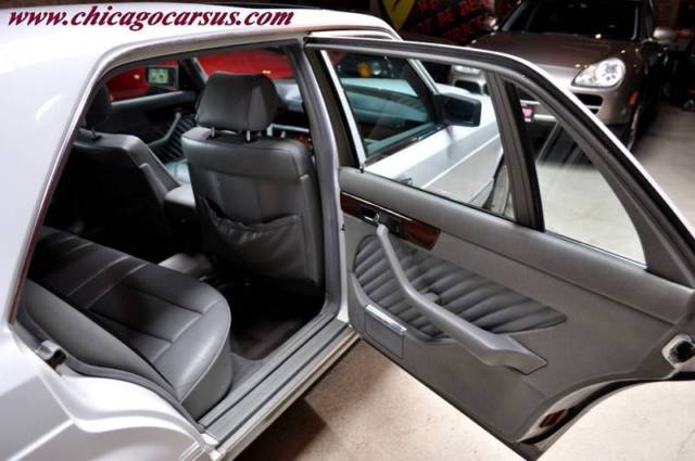 1990 Mercedes-Benz 300-Series 300SEL 4dr Sedan - photo 11
