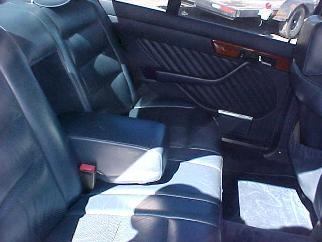 1990 Mercedes-Benz 300-Series - photo 9