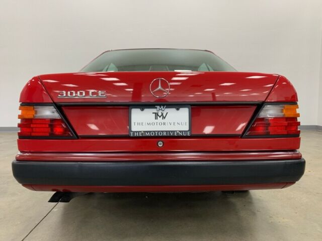 1990 Mercedes-Benz 300-Series 2dr Coupe 300CE - photo 7