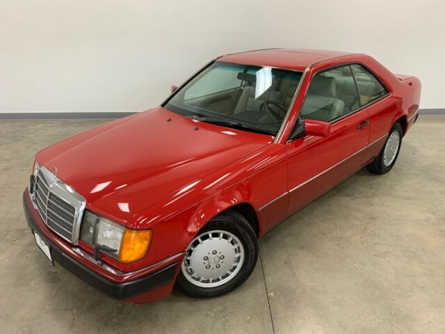 1990 Mercedes-Benz 300-Series 2dr Coupe 300CE - photo 2
