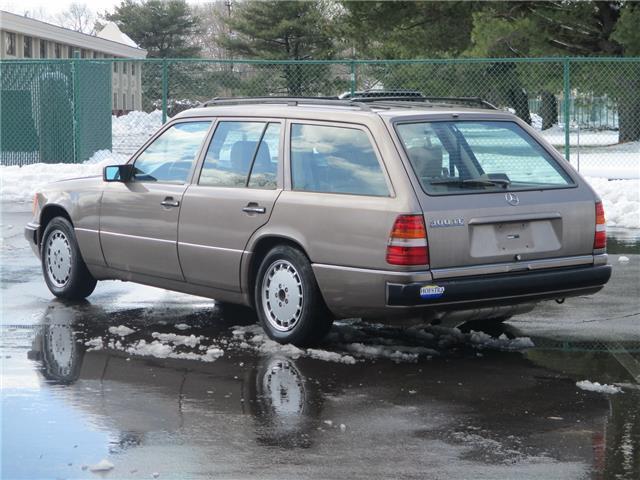 1990 Mercedes-Benz 300-Series 300TE Wagon 4 DOORS 3RD ROW SEAT! - photo 5
