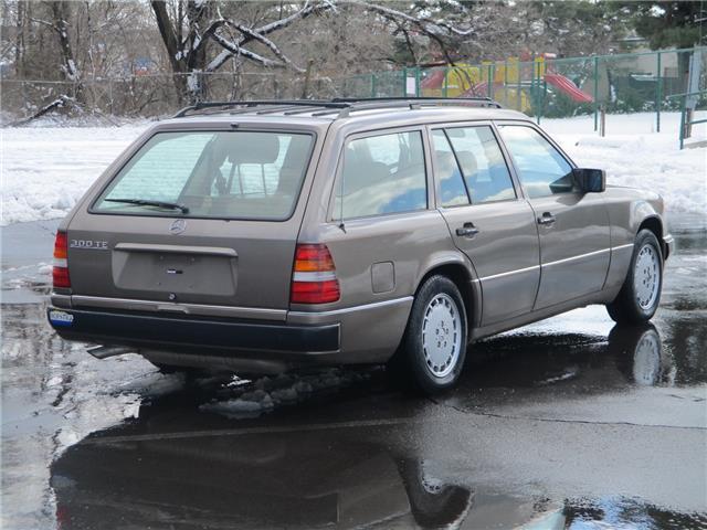 1990 Mercedes-Benz 300-Series 300TE Wagon 4 DOORS 3RD ROW SEAT! - photo 7