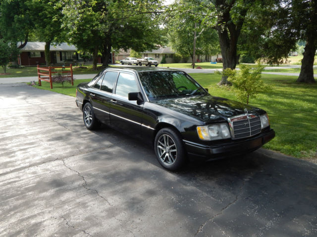 1990 Mercedes-Benz 300-Series - photo 3