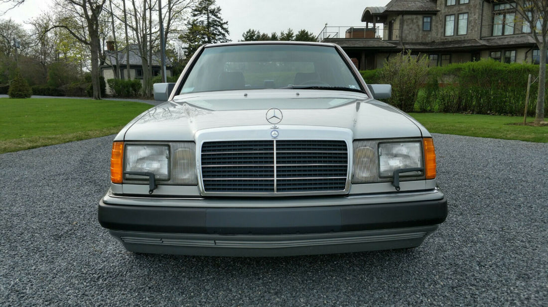 1990 Mercedes-Benz 300-Series E - photo 8