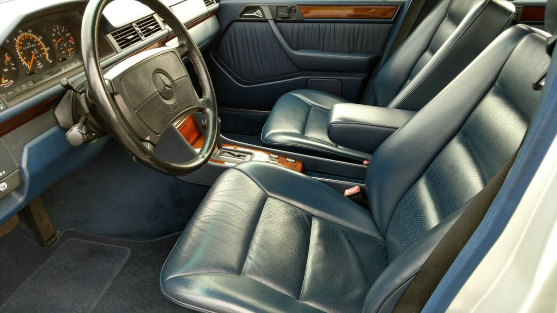 1990 Mercedes-Benz 300-Series E - photo 9