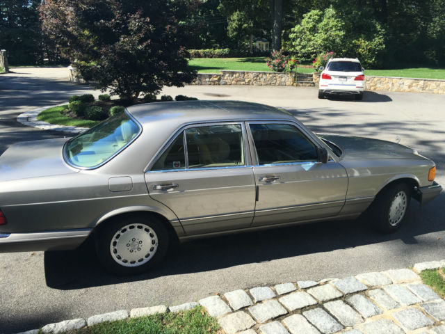 1990 Mercedes-Benz 300-Series - photo 7