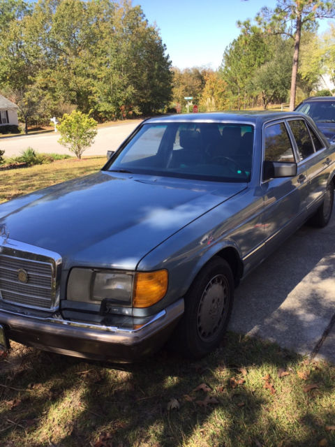 1990 Mercedes-Benz 300-Series 4-Door - photo 3