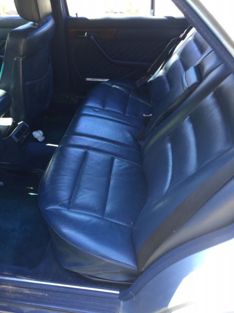 1990 Mercedes-Benz 300-Series 4-Door - photo 7