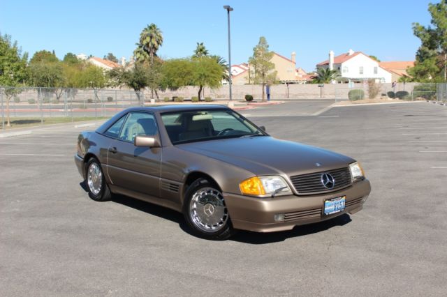 1990 Mercedes-Benz 300-Series