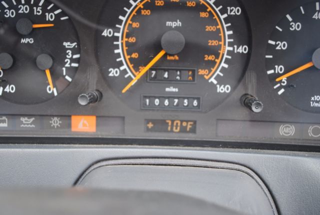 1990 Mercedes-Benz 300-Series - photo 11