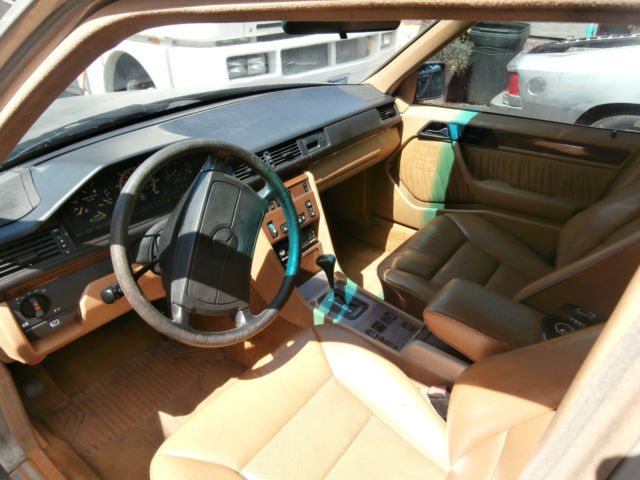 1990 Mercedes-Benz 300-Series BASE - photo 2